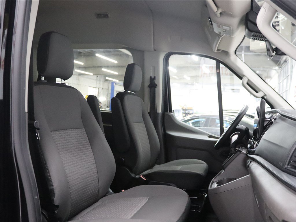 Used 2024 Ford Transit 350 XLT RWD image 25