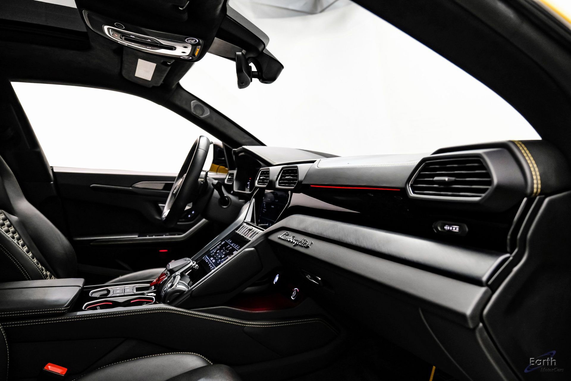 Used 2021 Lamborghini Urus image 54