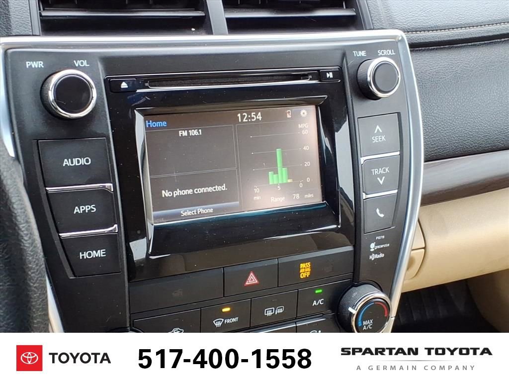 Used 2015 Toyota Camry LE image 21