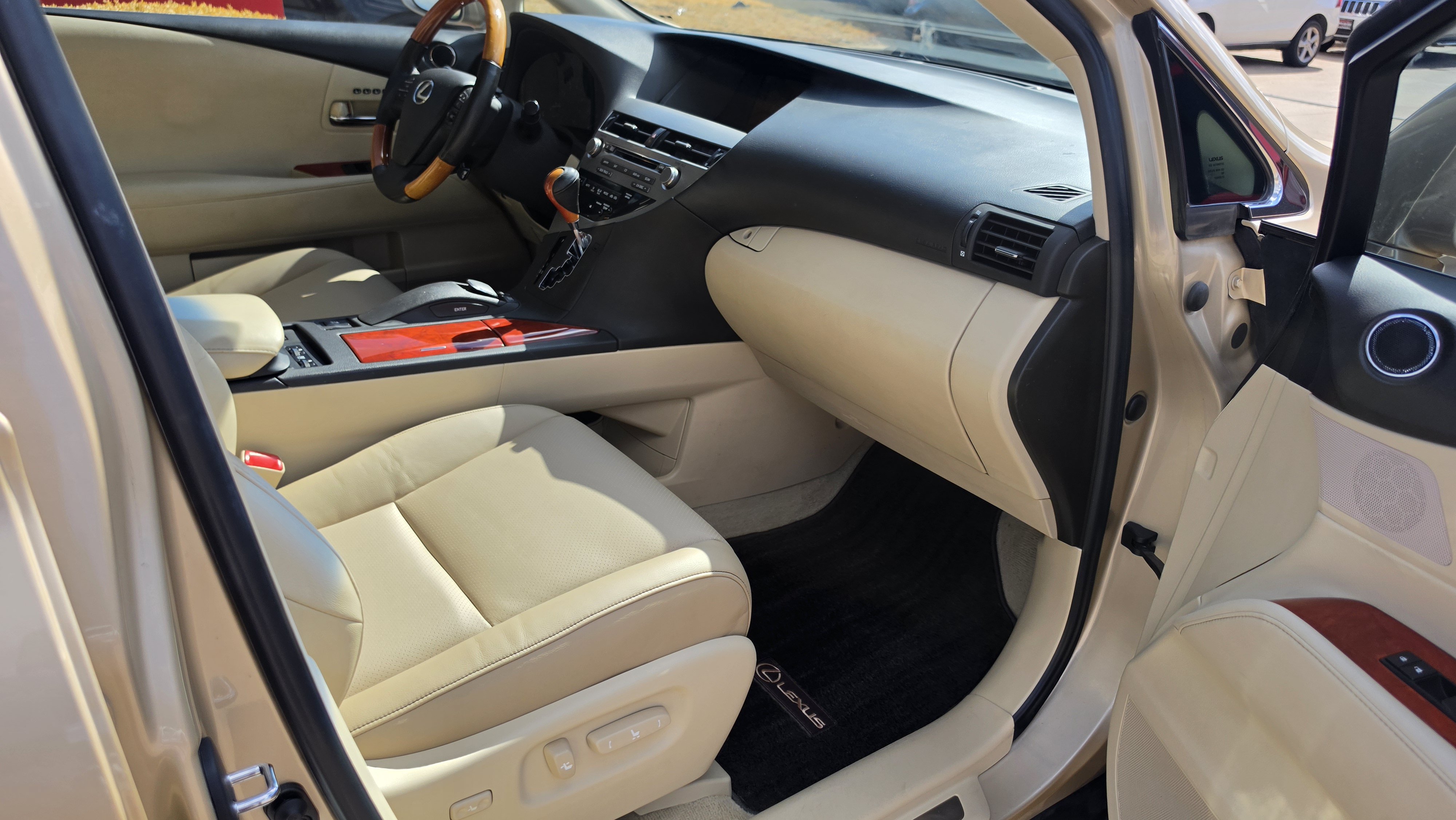Used 2010 Lexus RX 350 2WD w/ Premium Pkg image 29
