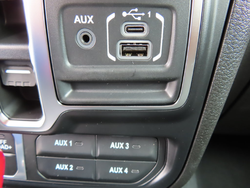 New 2026 Jeep Gladiator Sport AWD/4WD image 11
