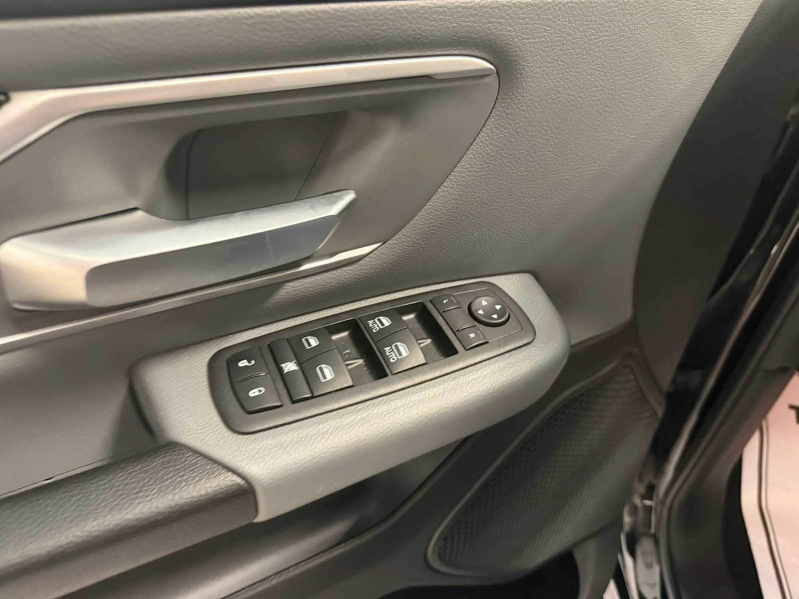 Used 2023 RAM 1500 Big Horn AWD/4WD image 22