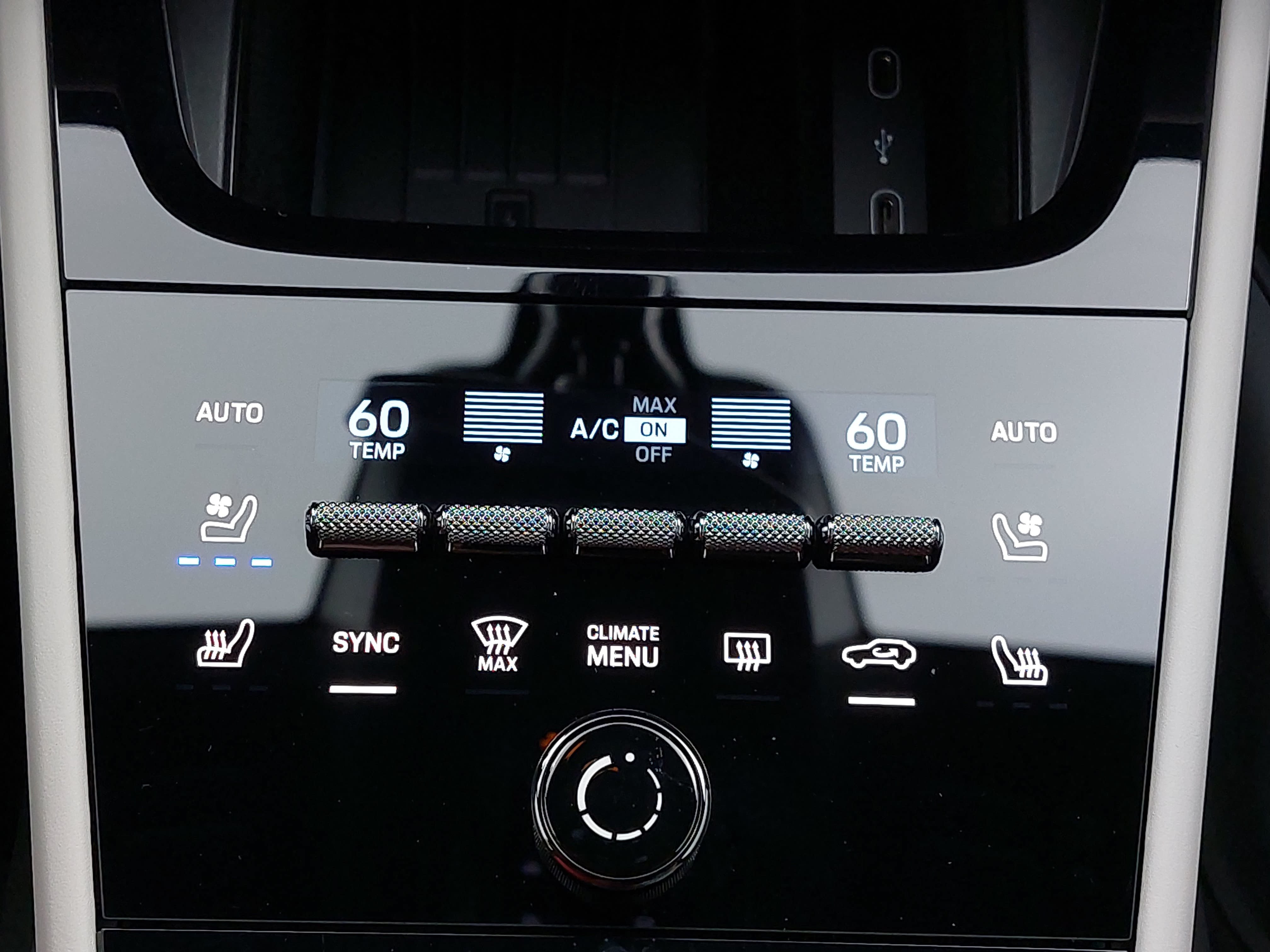 Certified 2026 Porsche Cayenne AWD/4WD image 23