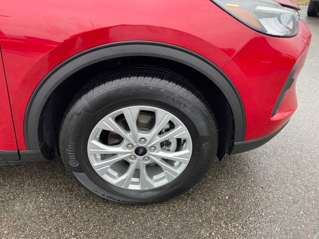 Used 2023 Ford Escape Active image 38