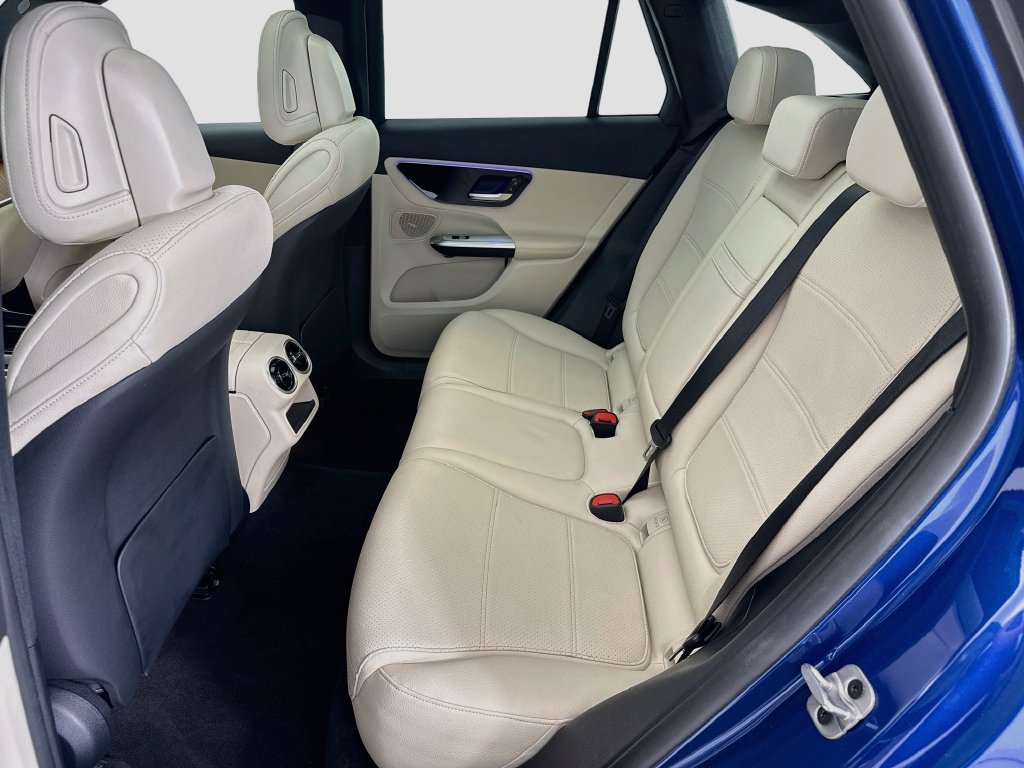 Certified 2026 Mercedes-Benz GLC 300 image 19