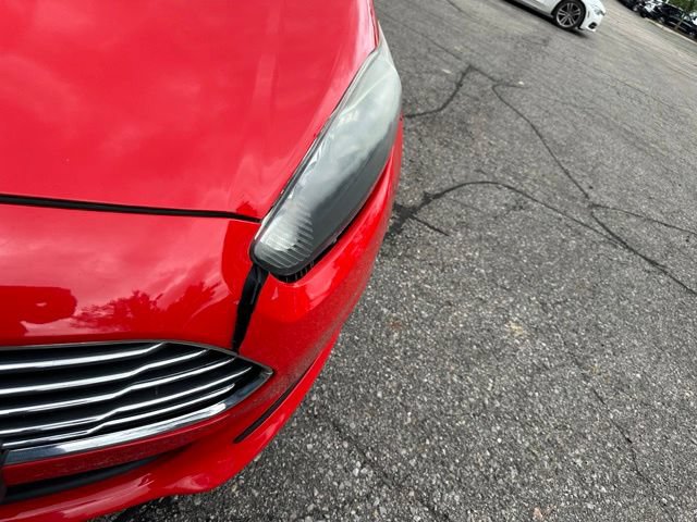 Used 2015 Ford Fiesta SE w/ Equipment Group 201A FWD image 9