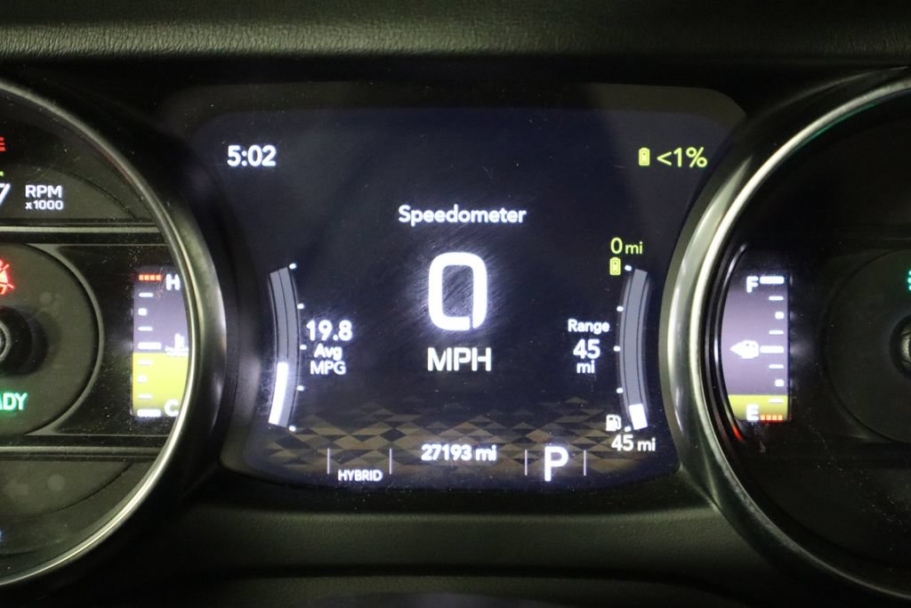 Used 2023 Jeep Wrangler Unlimited Sahara w/ Cold Weather Group AWD/4WD image 38