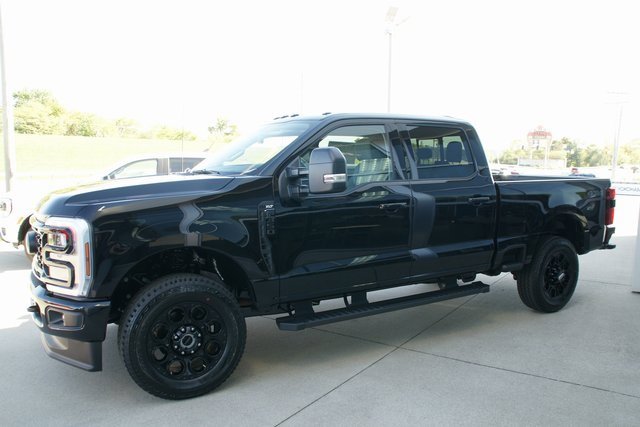 New 2026 Ford F350 XLT image 5