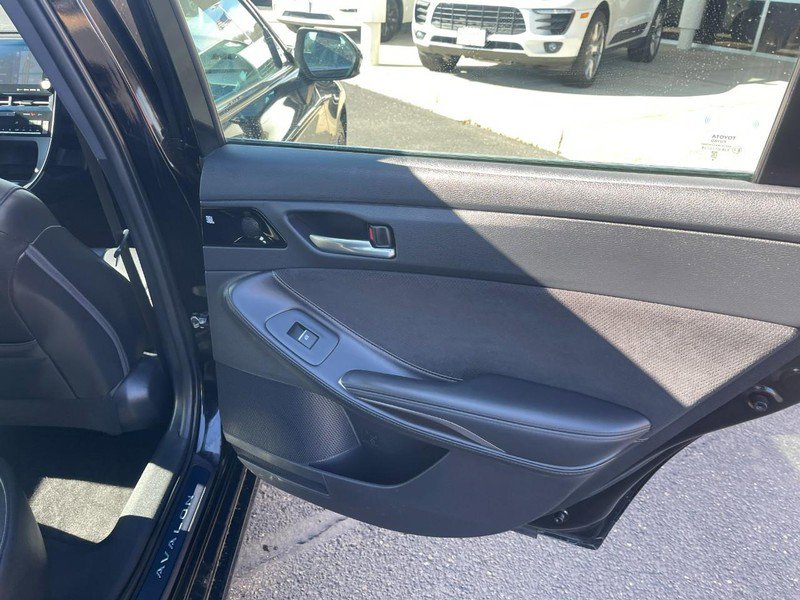 Used 2019 Toyota Avalon Touring w/ All Weather Liner Package image 18