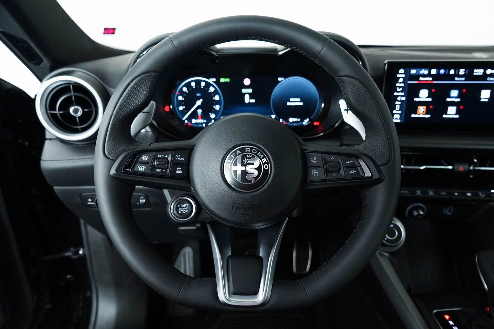 New 2024 Alfa Romeo Tonale Ti w/ Active Assist Package image 34