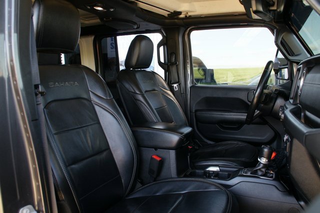 Used 2018 Jeep Wrangler Unlimited Sahara image 34