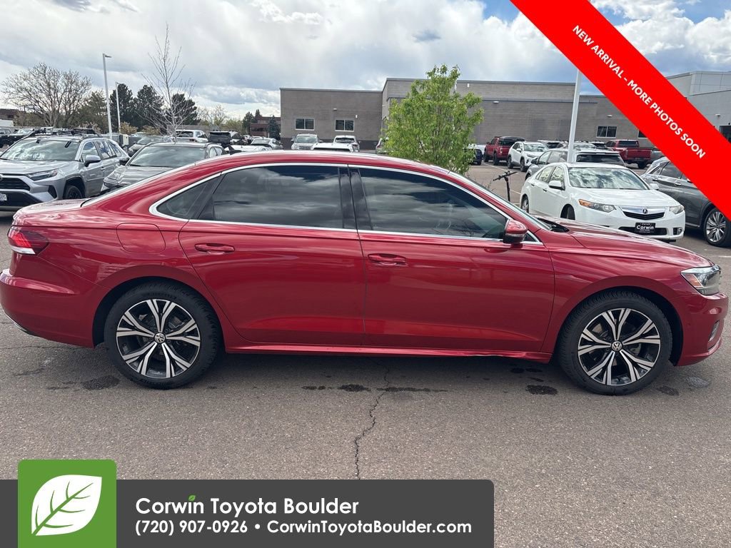 Used 2020 Volkswagen Passat 2.0T SEL image 8