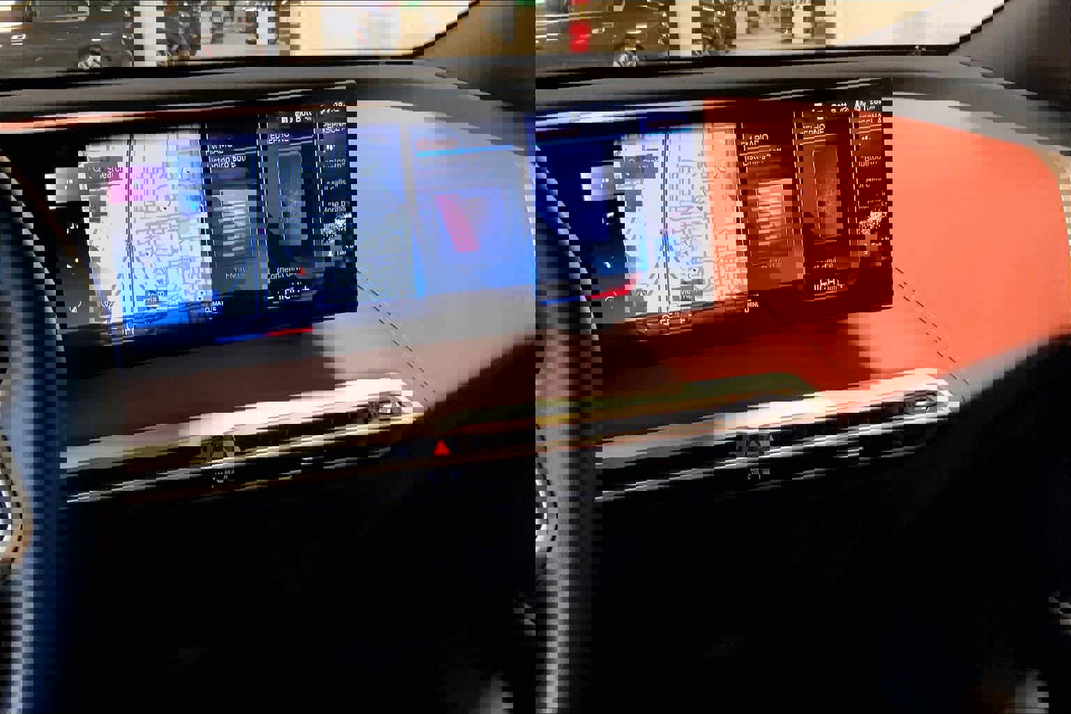 Used 2023 BMW iX xDrive50 w/ Premium Package image 7