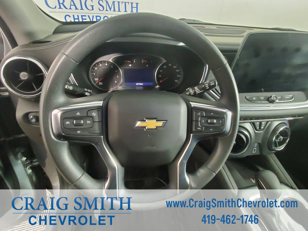 Used 2024 Chevrolet Blazer LT w/ Convenience Package FWD image 18