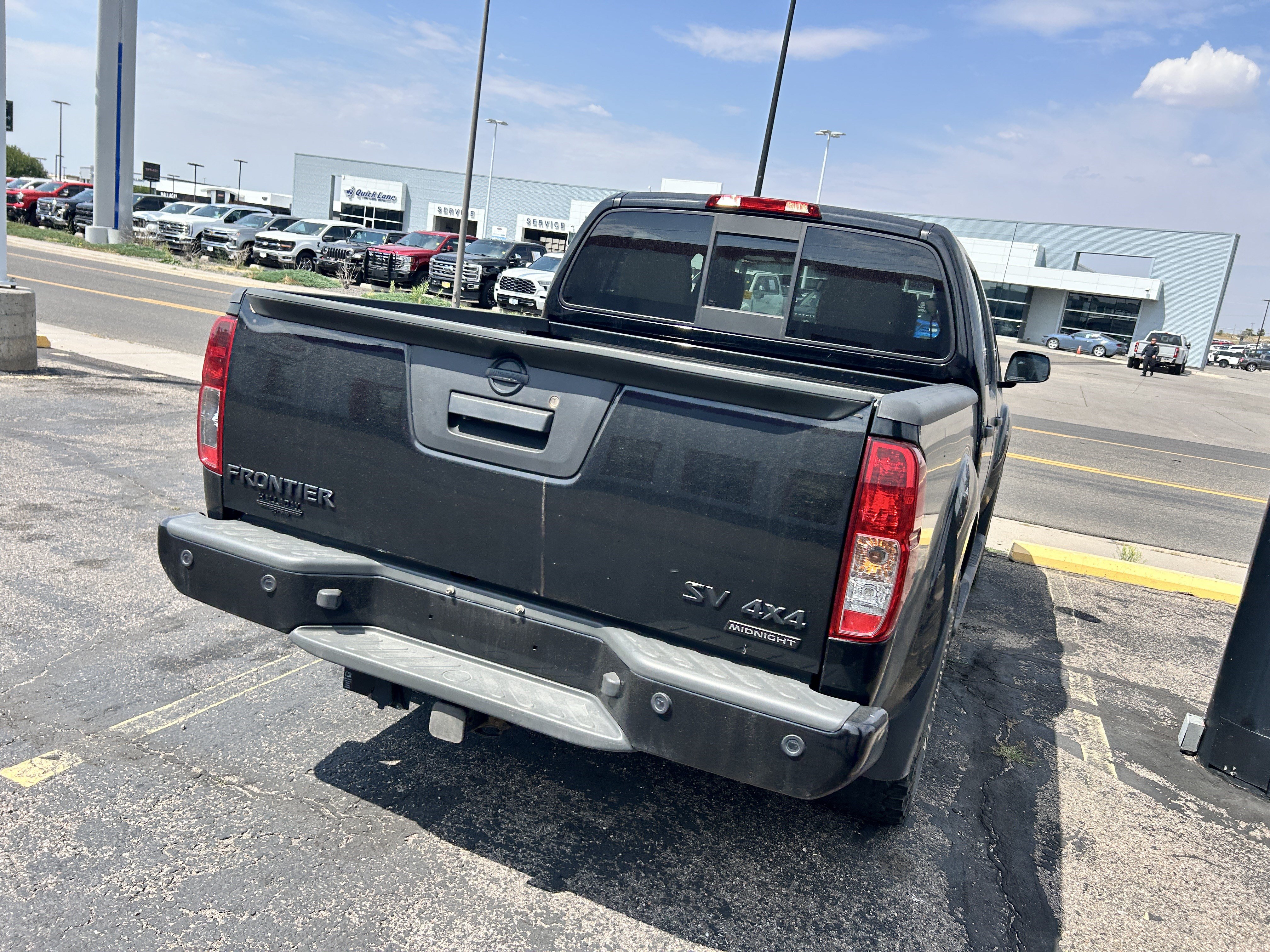 Used 2020 Nissan Frontier SV w/ Midnight Edition Floor Mats AWD/4WD image 9