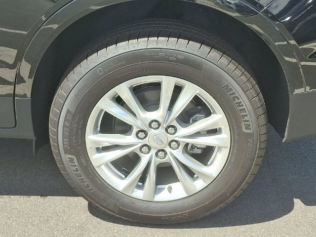 New 2025 Cadillac XT5 Luxury w/ LPO, Floor Liner Package FWD image 8