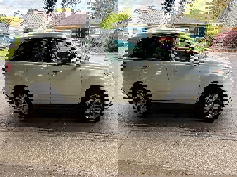 Used 2011 Acura MDX SH-AWD image 6