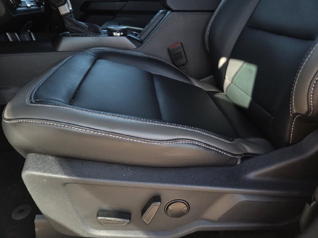 New 2026 Ford Bronco Outer Banks AWD/4WD image 11