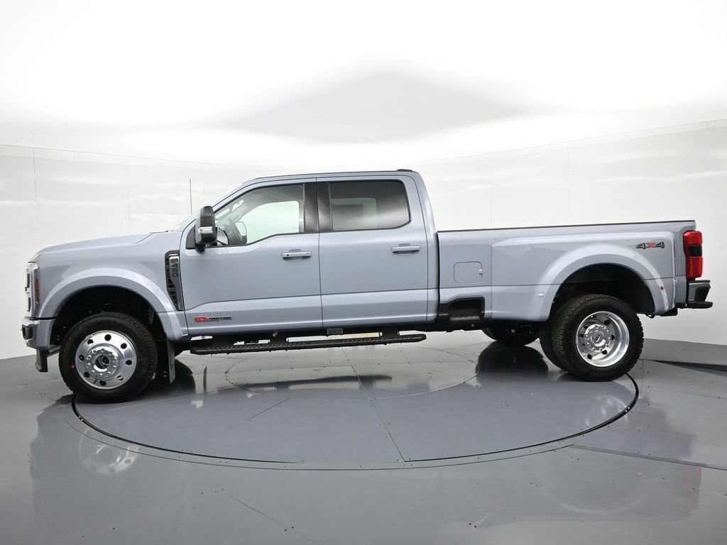New 2026 Ford F450 Lariat w/ Lariat Premium Package image 9