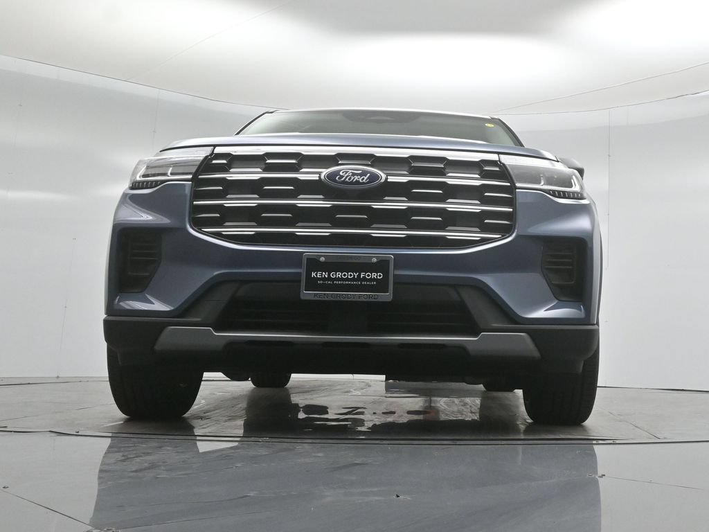 New 2026 Ford Explorer Active RWD image 43