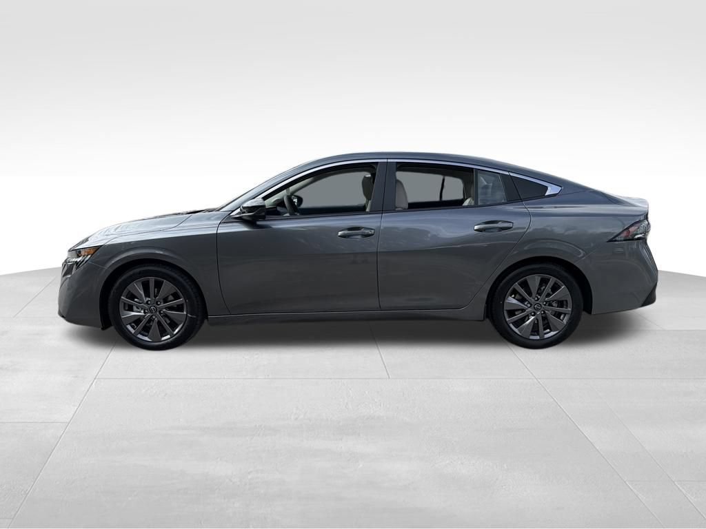 New 2026 Nissan Sentra SL w/ Floor Mat Package FWD image 4