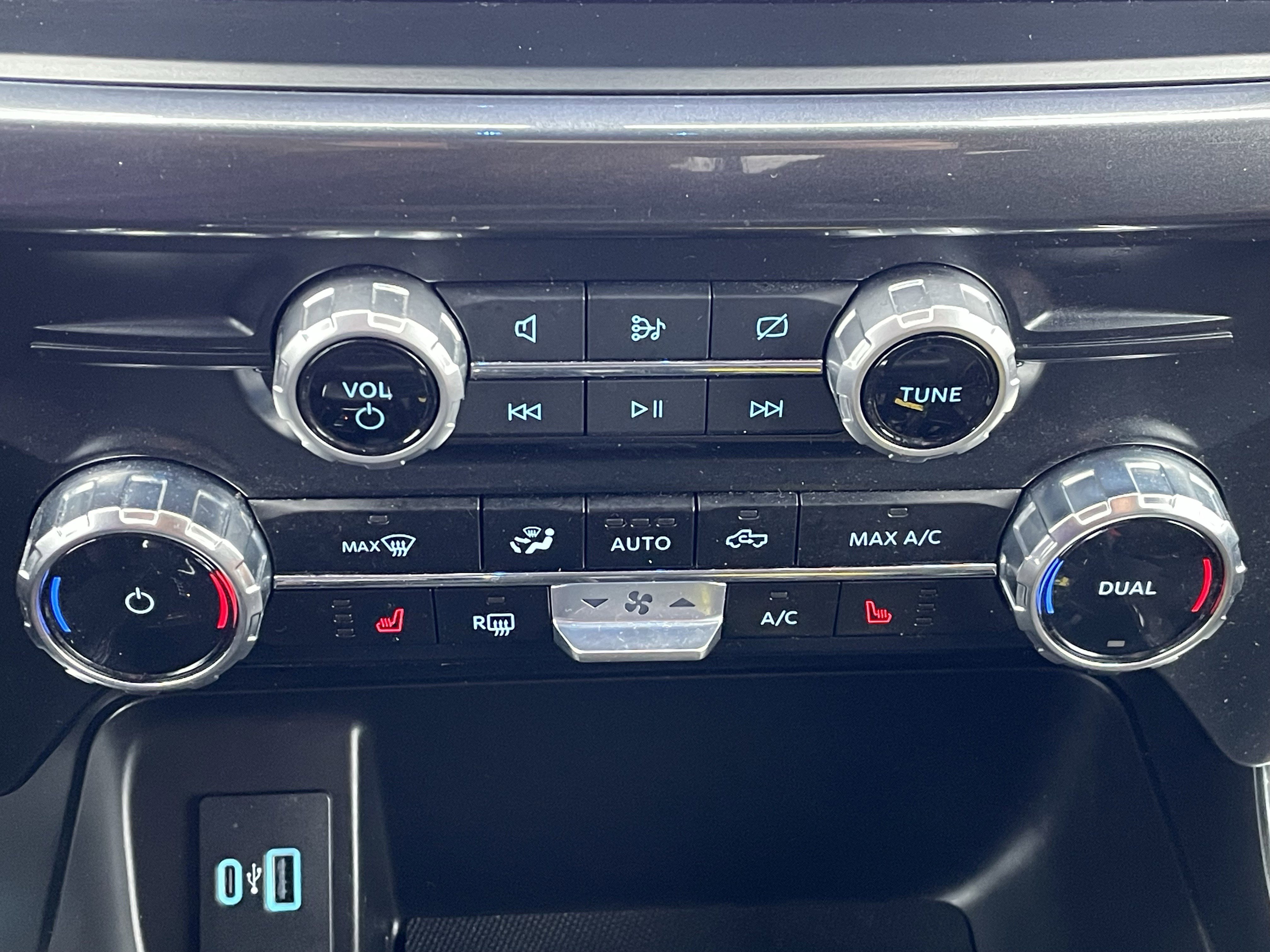 Used 2023 Ford F150 XLT w/ Equipment Group 302A High image 23