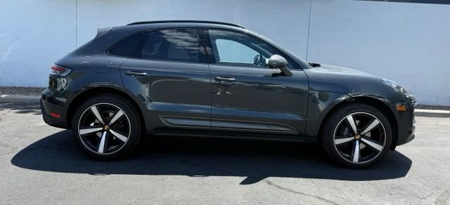 Used 2024 Porsche Macan Turbo AWD/4WD image 8