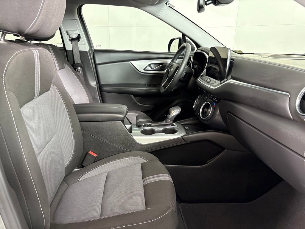 Used 2024 Chevrolet Blazer LT w/ Convenience Package FWD image 14