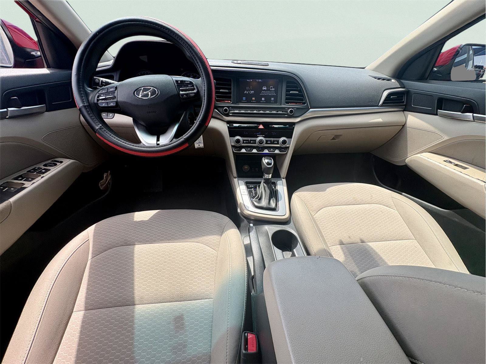 Used 2020 Hyundai Elantra SEL FWD image 7