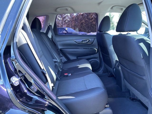 Used 2018 Nissan Rogue S image 25