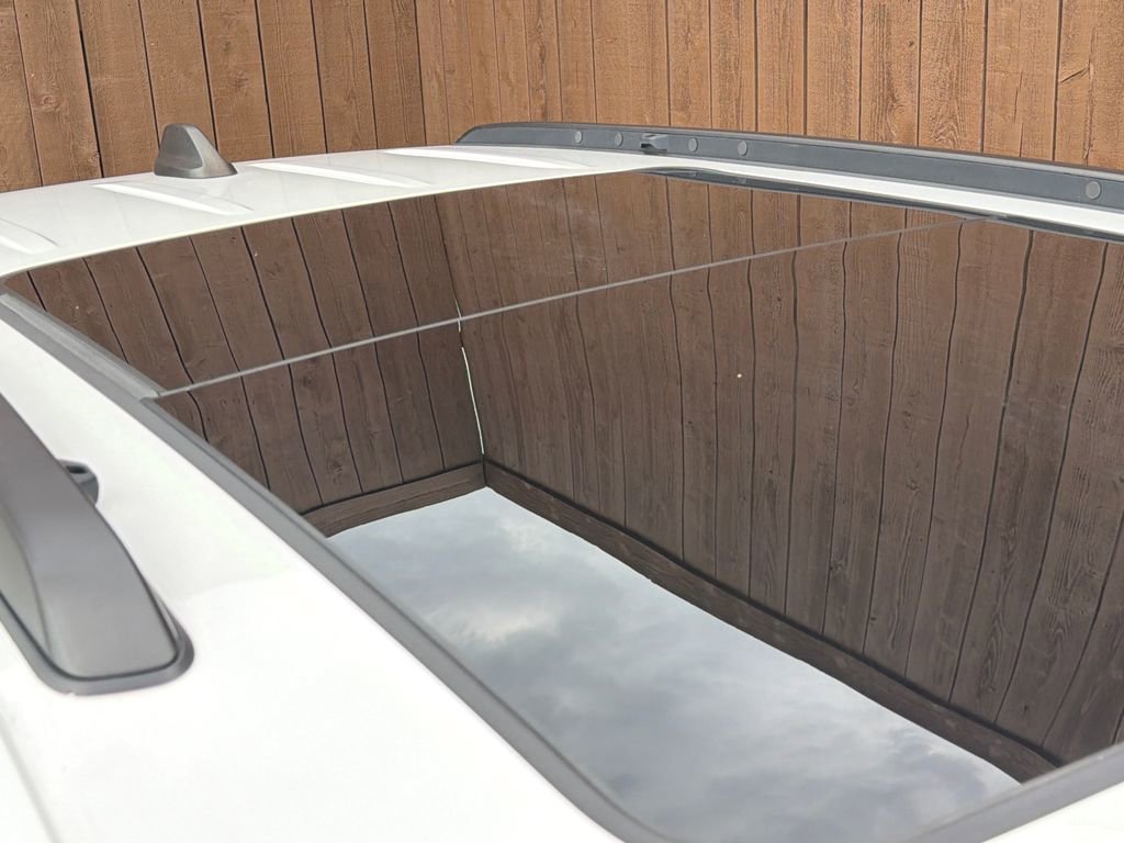 Used 2024 Jeep Grand Cherokee Limited 4xe w/ Luxury Tech Group II image 20