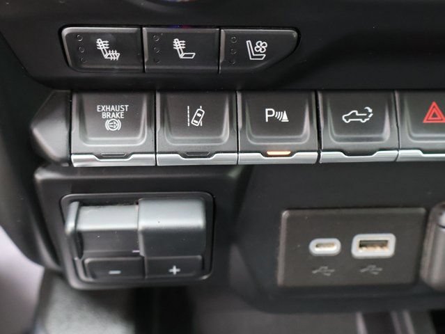 Used 2022 GMC Sierra 3500 Denali AWD/4WD image 35