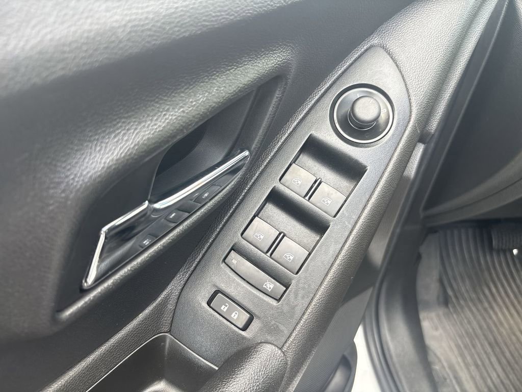 Used 2020 Chevrolet Trax LS w/ Tint and Cruise Package FWD image 19