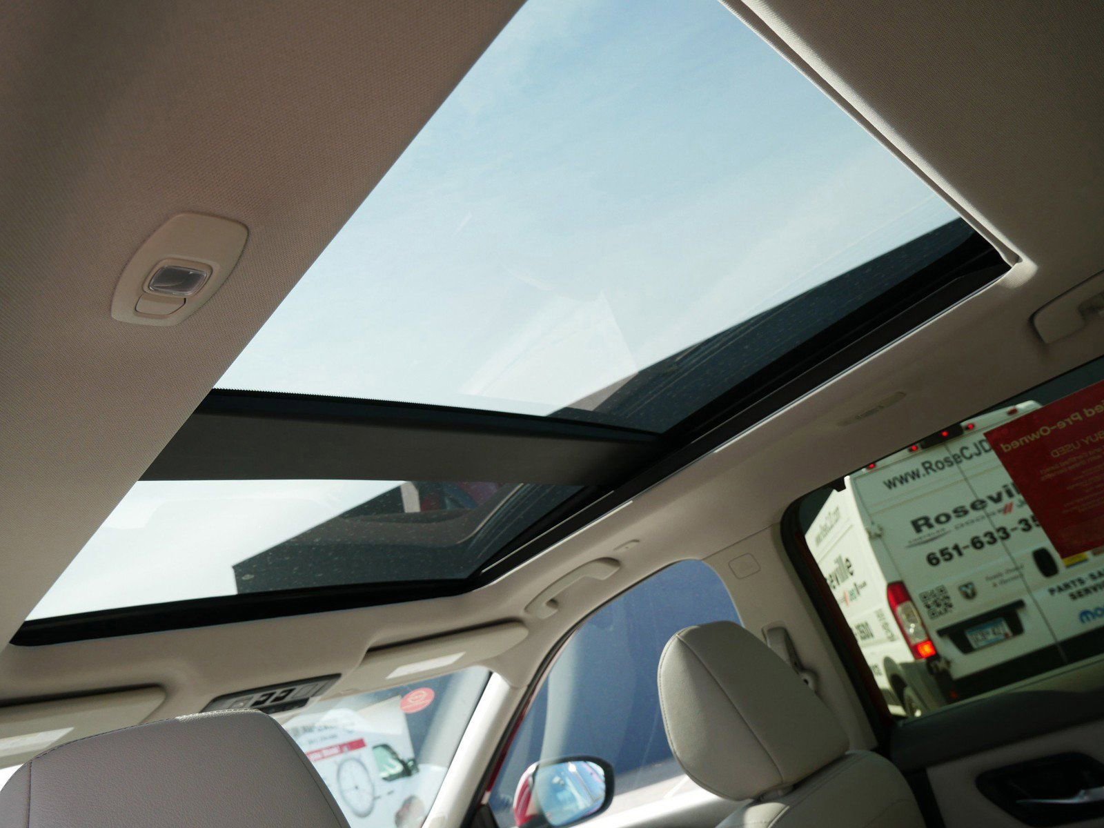 Used 2023 Nissan Rogue SL w/ SL Premium Package image 15