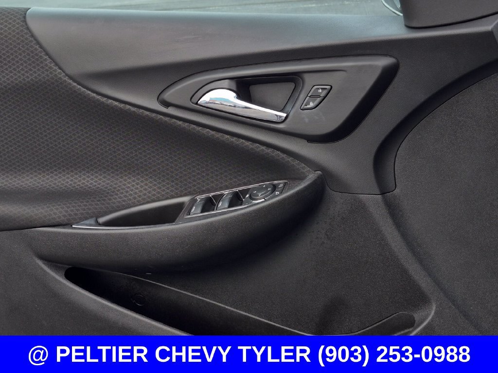 Used 2018 Chevrolet Malibu LT FWD image 24