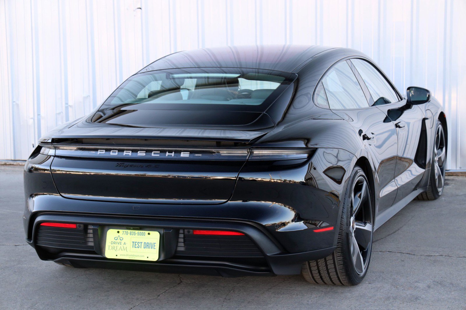 Used 2020 Porsche Taycan 4S image 53