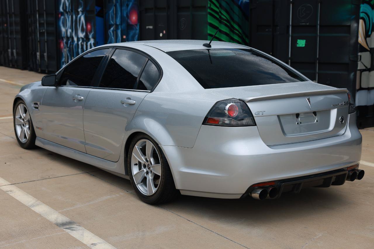 Used 2009 Pontiac G8 GT w/ Premium Package RWD image 7