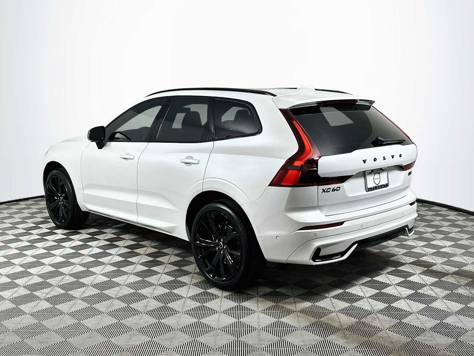 New 2026 Volvo XC60 B5 Ultra w/ Climate Package PRO AWD/4WD image 5