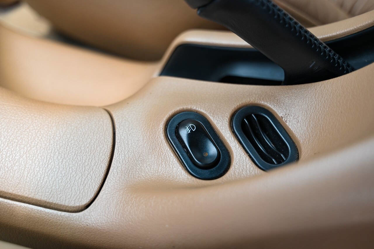 Used 1997 Ford Mustang Cobra image 87