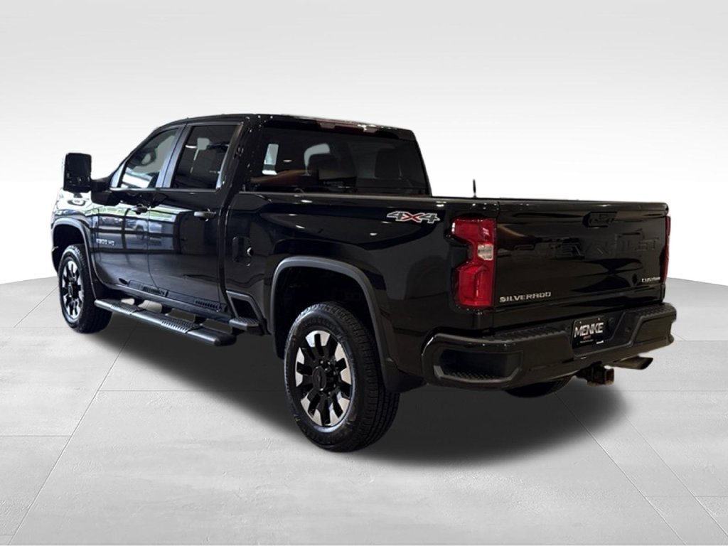 Used 2020 Chevrolet Silverado 2500 Custom w/ Custom Value Package AWD/4WD image 5