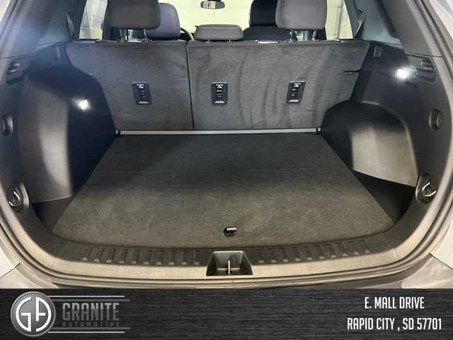 Used 2026 GMC Terrain Elevation AWD/4WD image 30