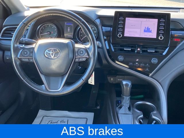 Used 2022 Toyota Camry SE image 6