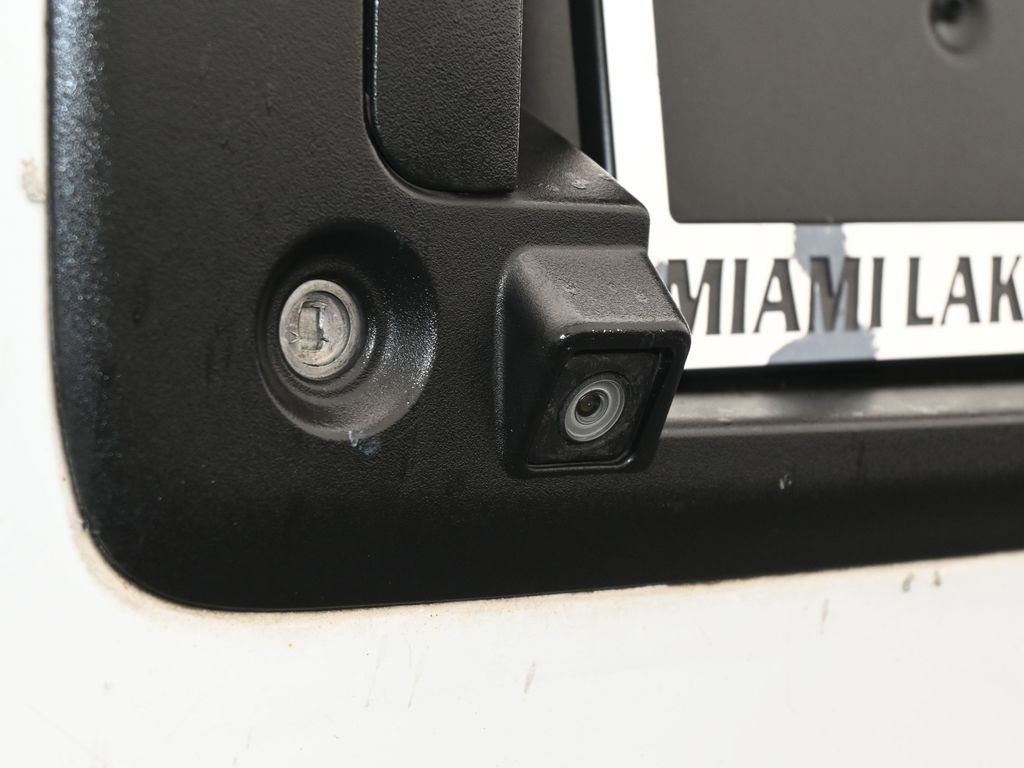 Used 2019 Chevrolet Express 2500 image 28