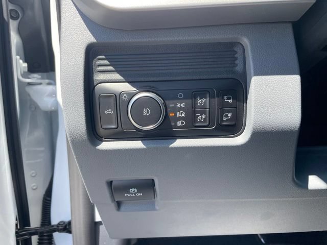 New 2026 Ford F250 XLT w/ FX4 Off-Road Package AWD/4WD image 15