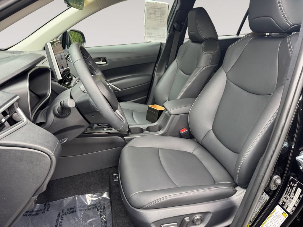 Used 2026 Toyota Corolla Cross XLE w/ Convenience Package AWD/4WD image 9