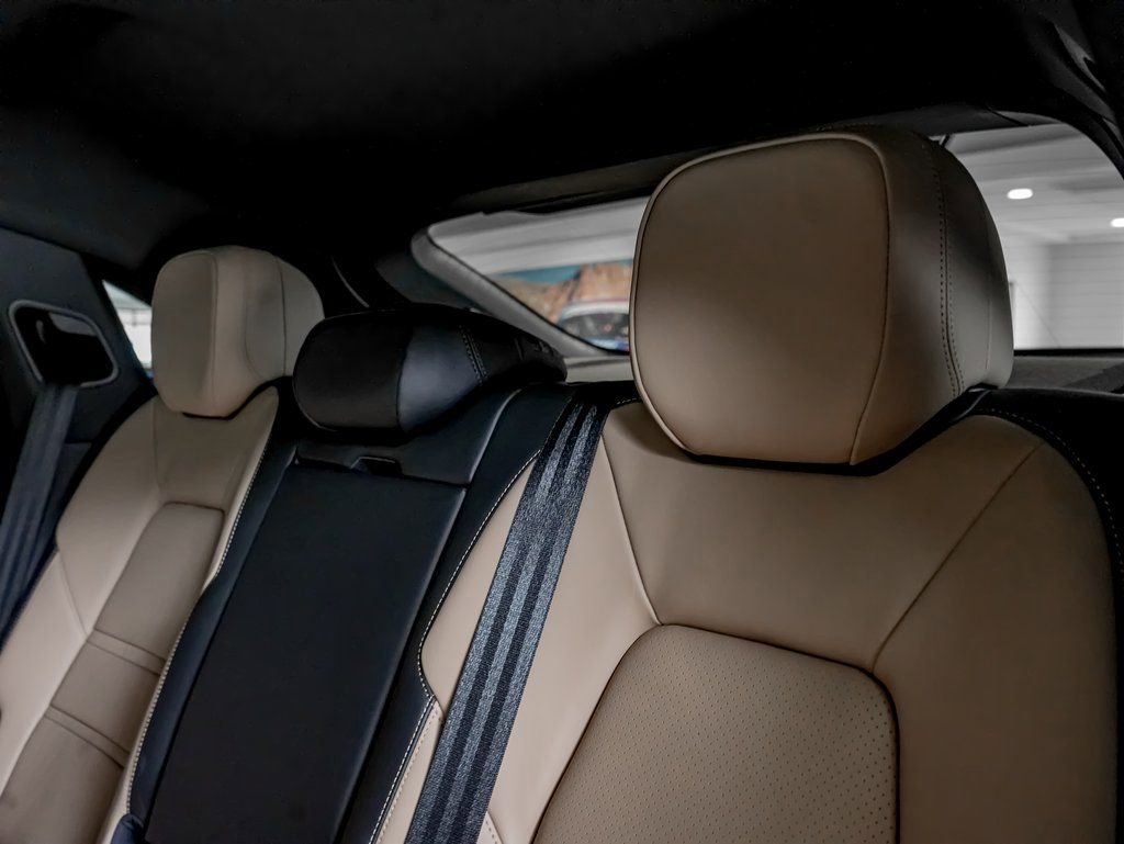 New 2026 Porsche Cayenne Coupe AWD/4WD image 23