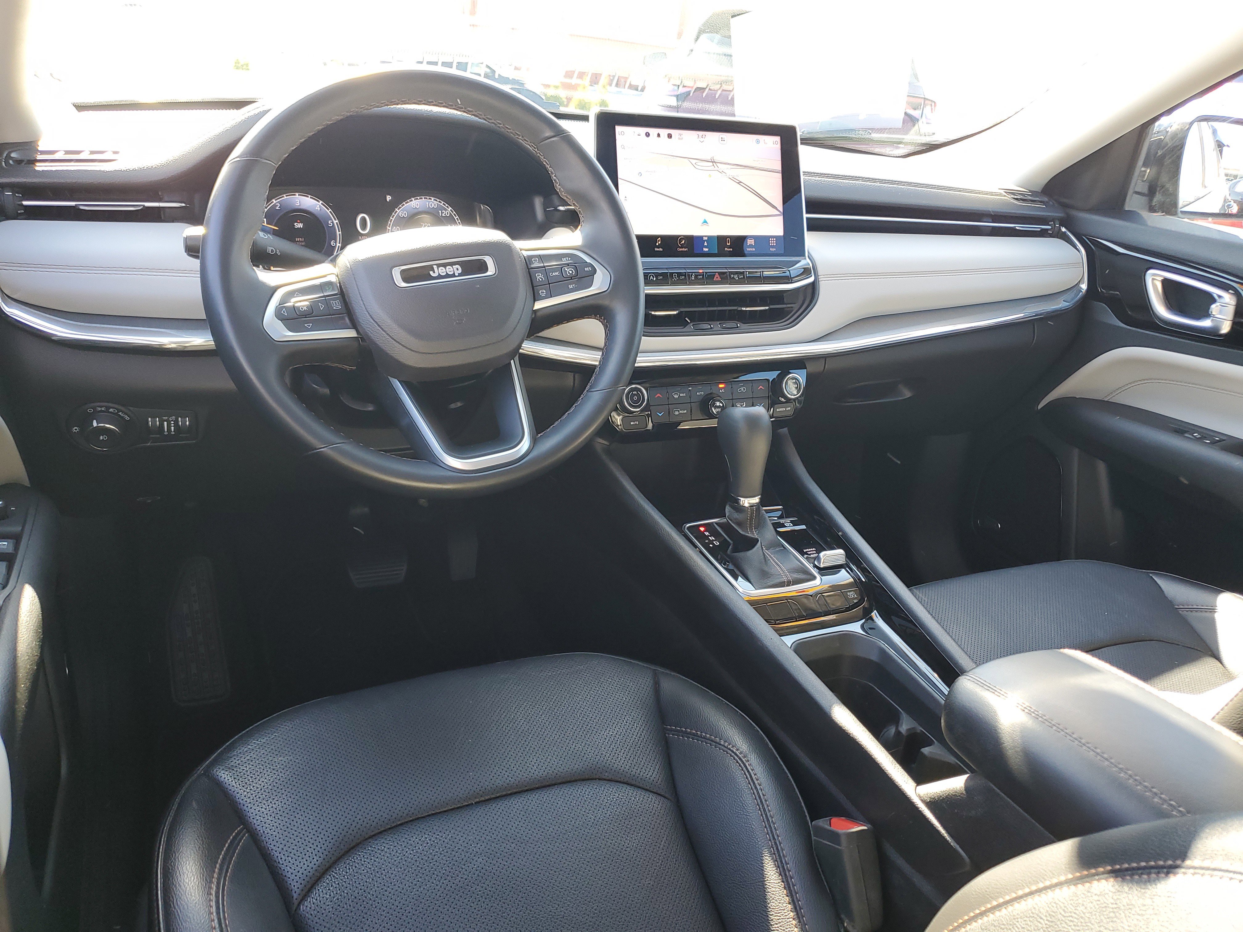 Used 2022 Jeep Compass Limited w/ Elite Group AWD/4WD image 7