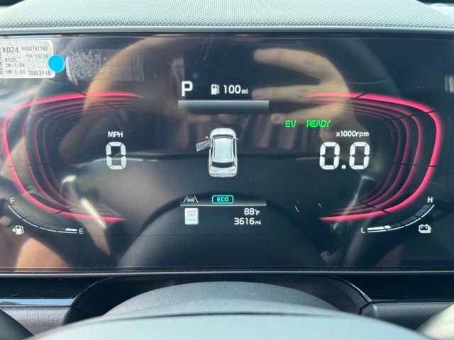 Used 2025 Kia Niro EX Touring FWD image 57