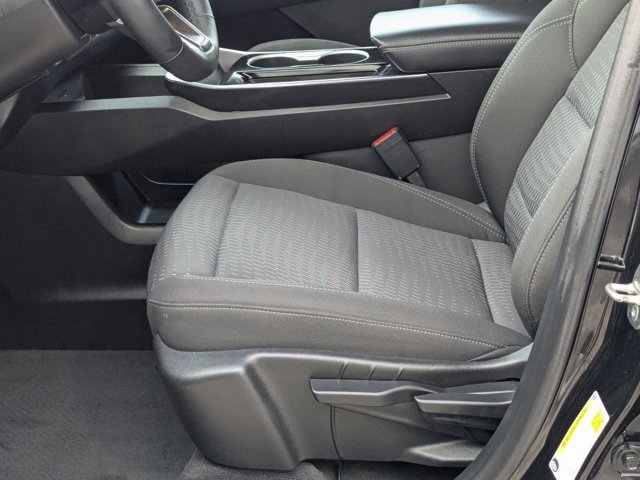 Used 2025 Chevrolet Equinox LT image 23