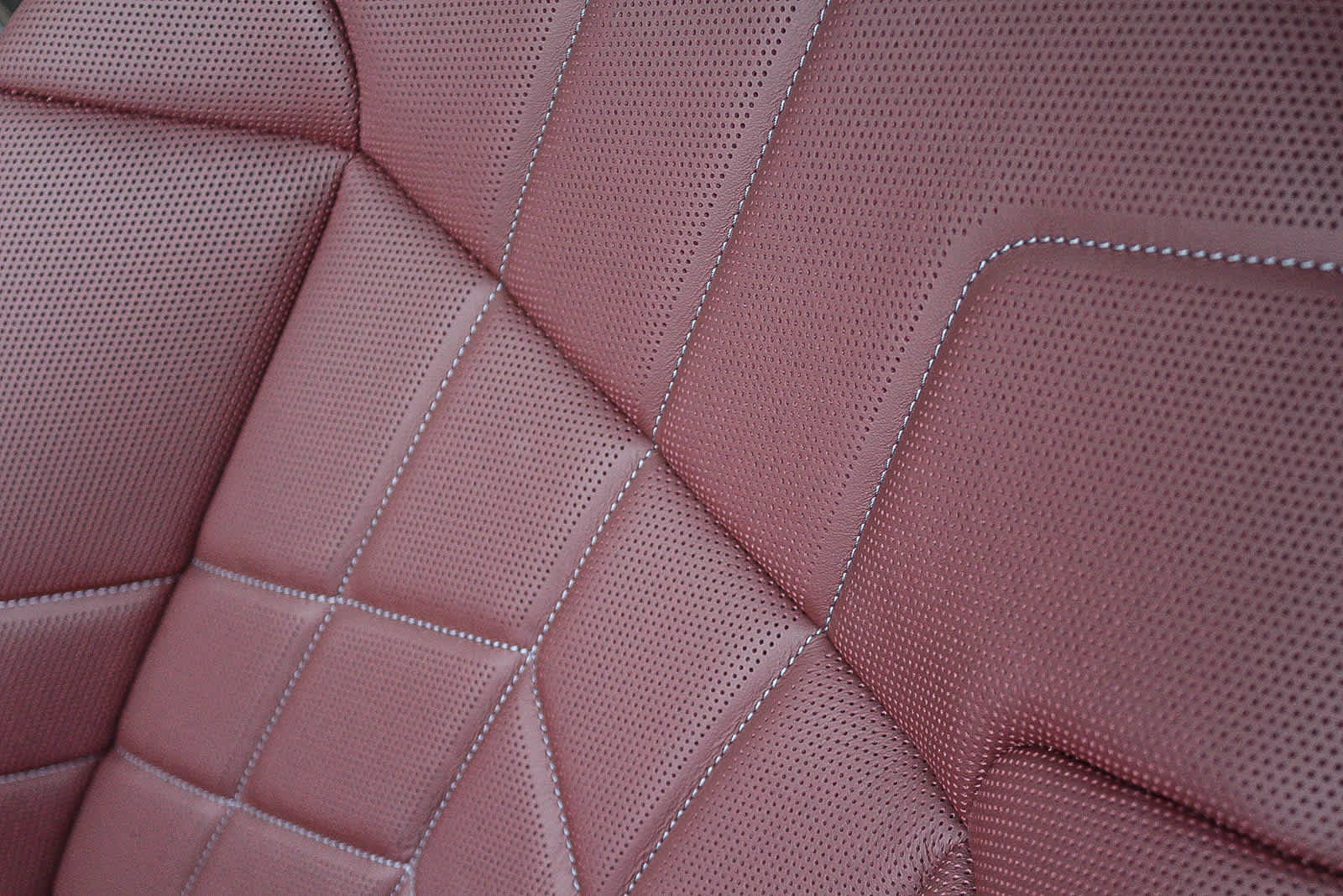 New 2026 BMW 740i w/ Premium Package image 33